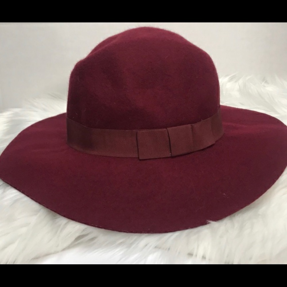 100% wool maroon hat